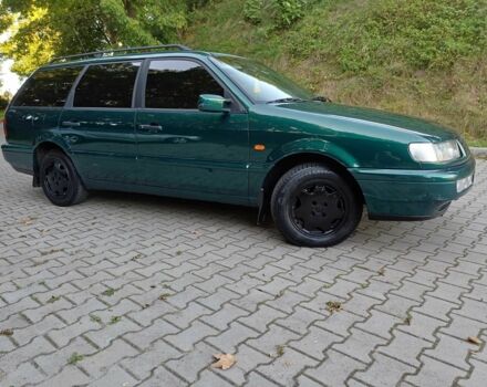 Фольксваген Пассат Вариант 1995 в Яворове на Automoto.ua Зеленый Фольксваген Пассат Вариант, объемом двигателя 2 л и пробегом 270 тыс. км за 2200 $, фото 3 на Automoto.ua