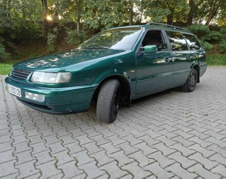 Фольксваген Пассат Вариант 1995 в Яворове на Automoto.ua Зеленый Фольксваген Пассат Вариант, объемом двигателя 2 л и пробегом 270 тыс. км за 2200 $, фото 2 на Automoto.ua