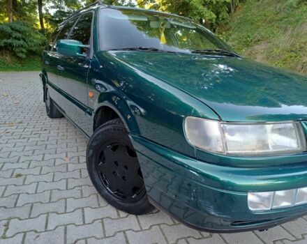 Фольксваген Пассат Вариант 1995 в Яворове на Automoto.ua Зеленый Фольксваген Пассат Вариант, объемом двигателя 2 л и пробегом 270 тыс. км за 2200 $, фото 1 на Automoto.ua
