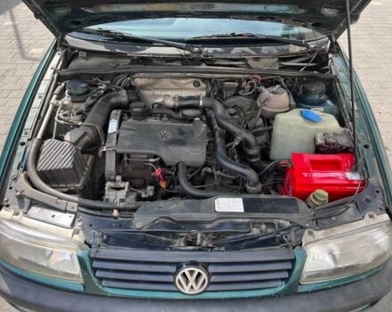 Фольксваген Пассат Вариант 1996 в Ужгороде на Automoto.ua Зеленый Фольксваген Пассат Вариант, объемом двигателя 1.9 л и пробегом 695 тыс. км за 2200 $, фото 4 на Automoto.ua