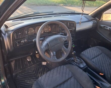 Зеленый Фольксваген Пассат Вариант, объемом двигателя 1.9 л и пробегом 420 тыс. км за 1200 $, фото 4 на Automoto.ua