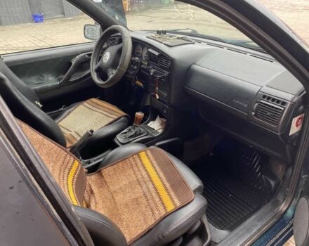 Зеленый Фольксваген Пассат Вариант, объемом двигателя 1.8 л и пробегом 300 тыс. км за 2500 $, фото 12 на Automoto.ua