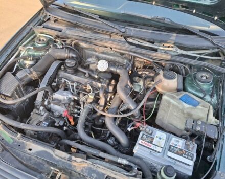 Зеленый Фольксваген Пассат Вариант, объемом двигателя 1.9 л и пробегом 420 тыс. км за 1200 $, фото 5 на Automoto.ua