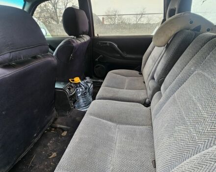 Зеленый Фольксваген Пассат Вариант, объемом двигателя 1.9 л и пробегом 300 тыс. км за 357 $, фото 5 на Automoto.ua