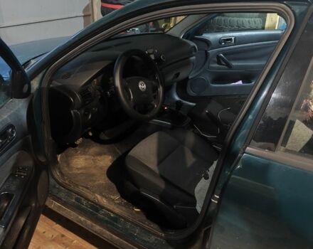 Зелений Фольксваген Пассат Варіант, об'ємом двигуна 1.9 л та пробігом 440 тис. км за 2000 $, фото 5 на Automoto.ua