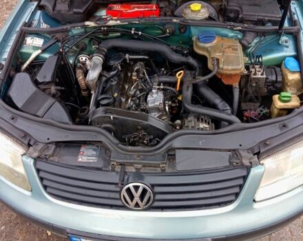 Зелений Фольксваген Пассат Варіант, об'ємом двигуна 1.9 л та пробігом 100 тис. км за 2700 $, фото 3 на Automoto.ua