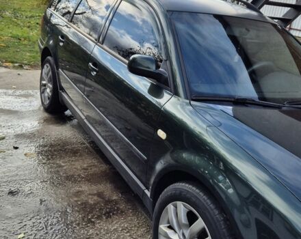 Зелений Фольксваген Пассат Варіант, об'ємом двигуна 1.8 л та пробігом 248 тис. км за 4200 $, фото 10 на Automoto.ua