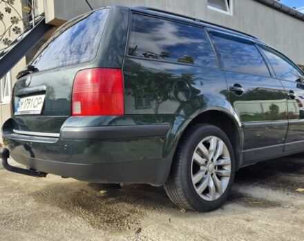 Зелений Фольксваген Пассат Варіант, об'ємом двигуна 1.8 л та пробігом 248 тис. км за 4200 $, фото 3 на Automoto.ua