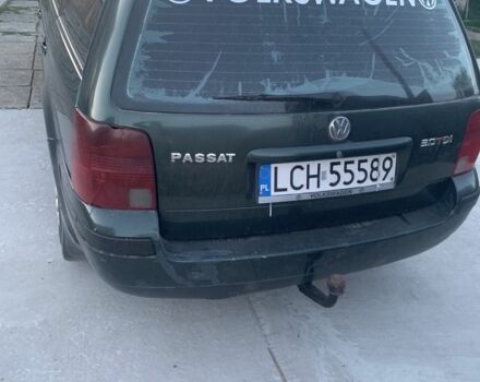 Зелений Фольксваген Пассат Варіант, об'ємом двигуна 1.9 л та пробігом 500 тис. км за 1599 $, фото 5 на Automoto.ua