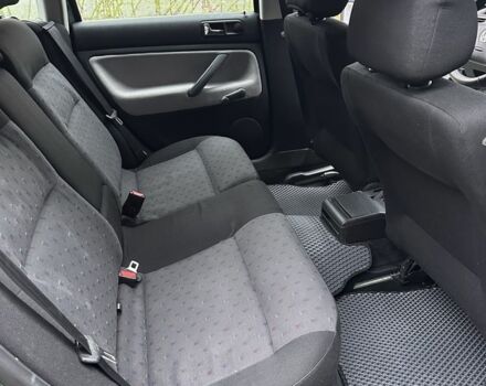 Зеленый Фольксваген Пассат Вариант, объемом двигателя 1.6 л и пробегом 300 тыс. км за 3300 $, фото 13 на Automoto.ua