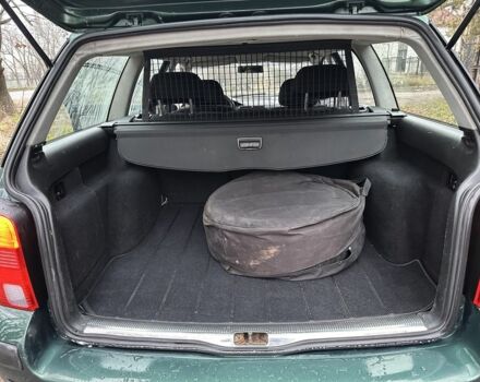 Зеленый Фольксваген Пассат Вариант, объемом двигателя 1.6 л и пробегом 300 тыс. км за 3300 $, фото 12 на Automoto.ua