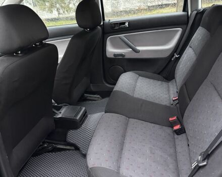 Зеленый Фольксваген Пассат Вариант, объемом двигателя 1.6 л и пробегом 300 тыс. км за 3300 $, фото 10 на Automoto.ua