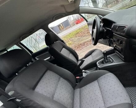 Зеленый Фольксваген Пассат Вариант, объемом двигателя 1.6 л и пробегом 300 тыс. км за 3300 $, фото 16 на Automoto.ua