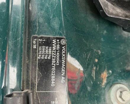 Зелений Фольксваген Пассат Варіант, об'ємом двигуна 1.6 л та пробігом 236 тис. км за 3200 $, фото 11 на Automoto.ua