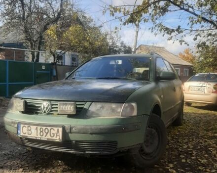 Зелений Фольксваген Пассат Варіант, об'ємом двигуна 0 л та пробігом 441 тис. км за 2355 $, фото 7 на Automoto.ua