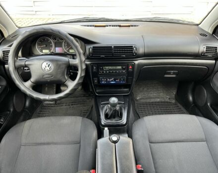 Зеленый Фольксваген Пассат Вариант, объемом двигателя 2 л и пробегом 326 тыс. км за 3700 $, фото 12 на Automoto.ua