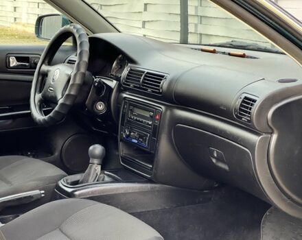 Зеленый Фольксваген Пассат Вариант, объемом двигателя 2 л и пробегом 326 тыс. км за 3700 $, фото 17 на Automoto.ua