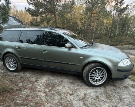 Зеленый Фольксваген Пассат Вариант, объемом двигателя 1.9 л и пробегом 425 тыс. км за 2300 $, фото 2 на Automoto.ua
