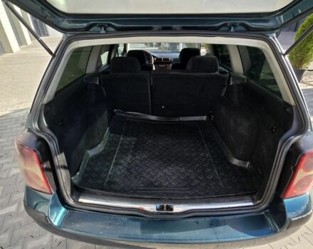 Зеленый Фольксваген Пассат Вариант, объемом двигателя 0 л и пробегом 400 тыс. км за 2350 $, фото 7 на Automoto.ua