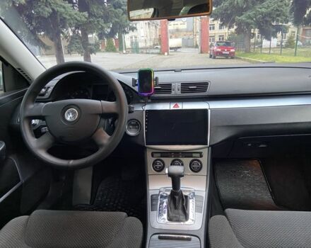 Зеленый Фольксваген Пассат Вариант, объемом двигателя 2 л и пробегом 295 тыс. км за 5000 $, фото 6 на Automoto.ua