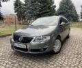 Зеленый Фольксваген Пассат Вариант, объемом двигателя 2 л и пробегом 295 тыс. км за 5000 $, фото 1 на Automoto.ua