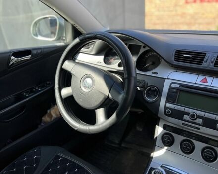 Зеленый Фольксваген Пассат Вариант, объемом двигателя 2 л и пробегом 240 тыс. км за 6500 $, фото 3 на Automoto.ua