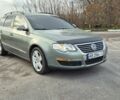Зеленый Фольксваген Пассат Вариант, объемом двигателя 2 л и пробегом 240 тыс. км за 6100 $, фото 5 на Automoto.ua