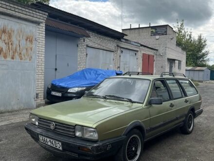 Фольксваген Пассат Вариант 1981 в Луцке на Automoto.ua Зеленый Фольксваген Пассат Вариант, объемом двигателя 0 л и пробегом 300 тыс. км за 450 $, фото 1 на Automoto.ua