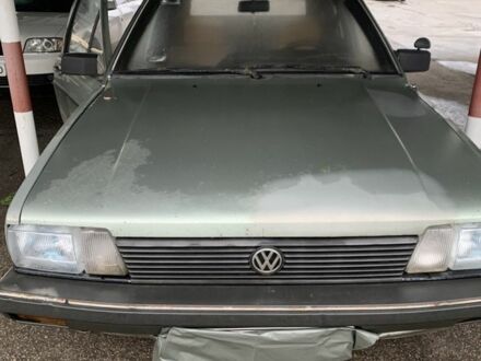 Зелений Фольксваген Пассат Варіант, об'ємом двигуна 1.6 л та пробігом 400 тис. км за 1500 $, фото 1 на Automoto.ua