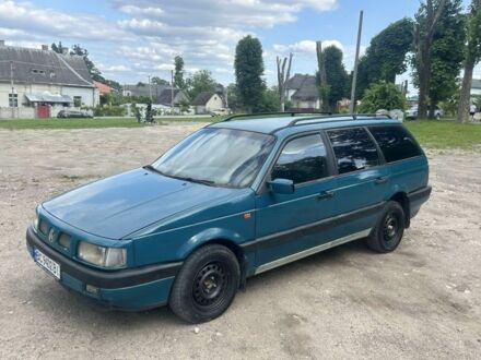 Фольксваген Пассат Вариант 1993 в Яворове на Automoto.ua Зеленый Фольксваген Пассат Вариант, объемом двигателя 2 л и пробегом 525 тыс. км за 1799 $, фото 1 на Automoto.ua