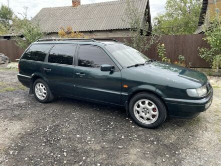 Зеленый Фольксваген Пассат Вариант, объемом двигателя 2.8 л и пробегом 226 тыс. км за 1300 $, фото 1 на Automoto.ua