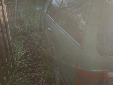 Зелений Фольксваген Пассат Варіант, об'ємом двигуна 0 л та пробігом 3 тис. км за 600 $, фото 1 на Automoto.ua