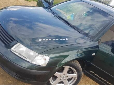 Фольксваген Пассат Вариант 1998 в Подольск (Котовск) на Automoto.ua Зеленый Фольксваген Пассат Вариант, объемом двигателя 1.8 л и пробегом 260 тыс. км за 3000 $, фото 1 на Automoto.ua