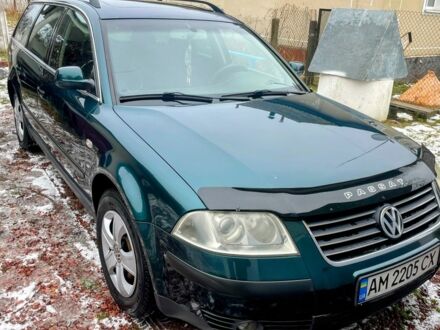 Зеленый Фольксваген Пассат Вариант, объемом двигателя 2 л и пробегом 375 тыс. км за 4200 $, фото 1 на Automoto.ua