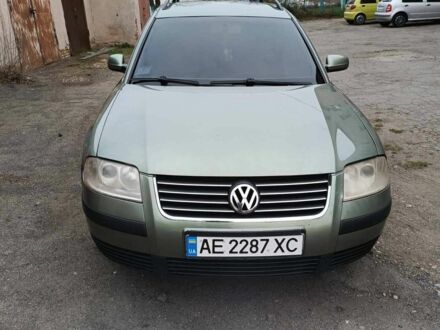 Фольксваген Пассат Варіант 2002 у Софиевке на Automoto.ua Зелений Фольксваген Пассат Варіант, об'ємом двигуна 2 л та пробігом 280 тис. км за 4800 $, фото 1 на Automoto.ua