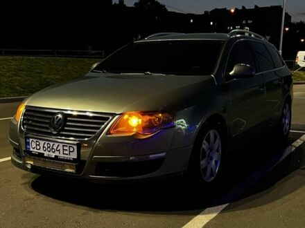 Зеленый Фольксваген Пассат Вариант, объемом двигателя 2 л и пробегом 366 тыс. км за 5600 $, фото 1 на Automoto.ua