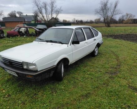 Белый Фольксваген Пассат, объемом двигателя 1.6 л и пробегом 280 тыс. км за 525 $, фото 1 на Automoto.ua