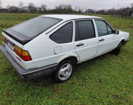 Белый Фольксваген Пассат, объемом двигателя 1.6 л и пробегом 280 тыс. км за 525 $, фото 8 на Automoto.ua