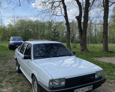 Білий Фольксваген Пассат, об'ємом двигуна 2.2 л та пробігом 358 тис. км за 2000 $, фото 4 на Automoto.ua