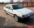 Белый Фольксваген Пассат, объемом двигателя 1.8 л и пробегом 250 тыс. км за 650 $, фото 1 на Automoto.ua