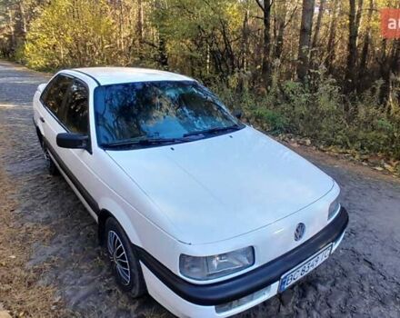 Белый Фольксваген Пассат, объемом двигателя 1.8 л и пробегом 300 тыс. км за 1600 $, фото 15 на Automoto.ua