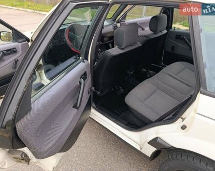 Белый Фольксваген Пассат, объемом двигателя 1.8 л и пробегом 1 тыс. км за 2450 $, фото 10 на Automoto.ua