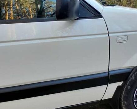 Белый Фольксваген Пассат, объемом двигателя 1.8 л и пробегом 300 тыс. км за 1600 $, фото 6 на Automoto.ua