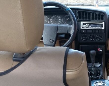 Белый Фольксваген Пассат, объемом двигателя 1.8 л и пробегом 440 тыс. км за 1000 $, фото 3 на Automoto.ua