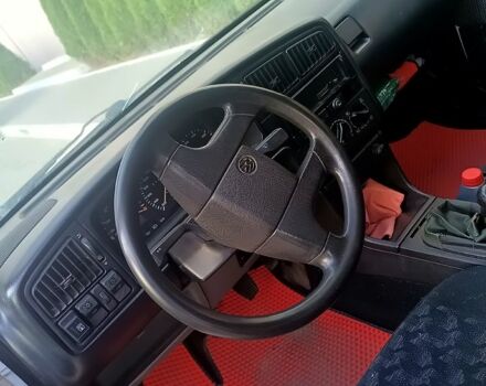 Білий Фольксваген Пассат, об'ємом двигуна 1.8 л та пробігом 300 тис. км за 1450 $, фото 2 на Automoto.ua