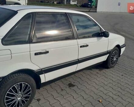 Белый Фольксваген Пассат, объемом двигателя 1.8 л и пробегом 300 тыс. км за 1600 $, фото 30 на Automoto.ua