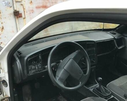 Белый Фольксваген Пассат, объемом двигателя 0 л и пробегом 400 тыс. км за 500 $, фото 8 на Automoto.ua