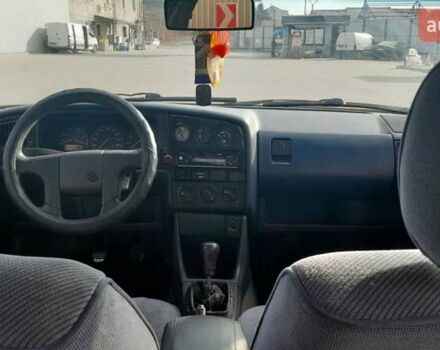 Белый Фольксваген Пассат, объемом двигателя 1.8 л и пробегом 300 тыс. км за 1600 $, фото 22 на Automoto.ua