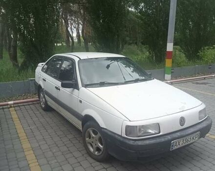 Белый Фольксваген Пассат, объемом двигателя 1.78 л и пробегом 300 тыс. км за 1450 $, фото 3 на Automoto.ua