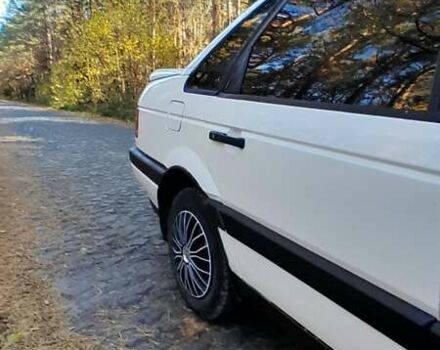 Белый Фольксваген Пассат, объемом двигателя 1.8 л и пробегом 300 тыс. км за 1600 $, фото 8 на Automoto.ua